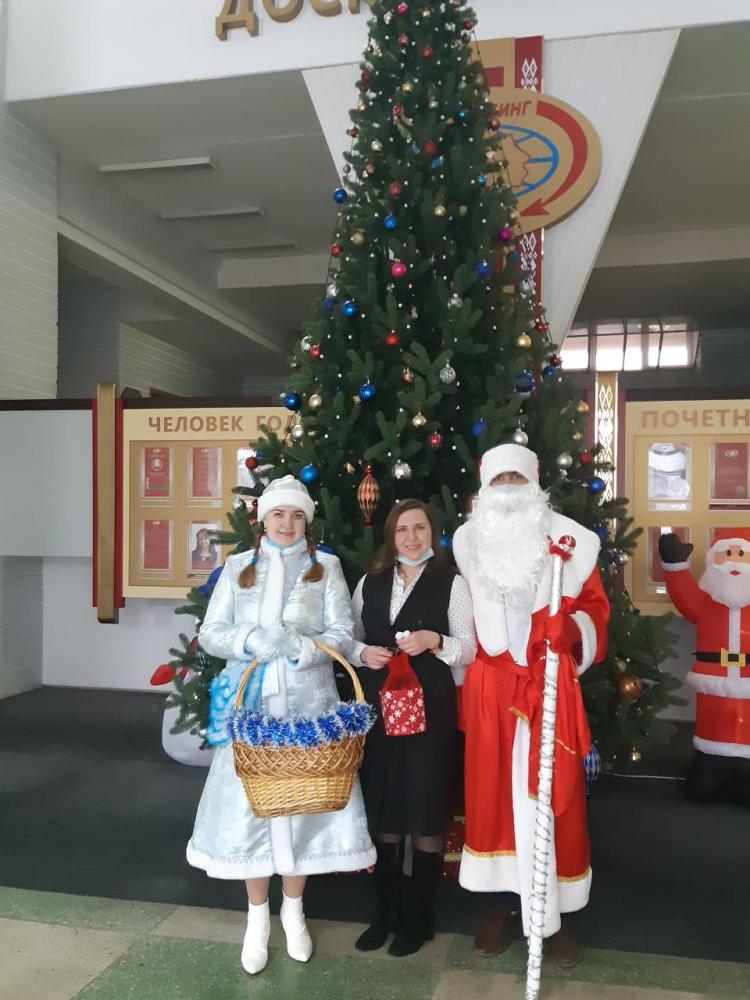 С наступающим Новым годом!