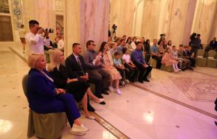 В столичном храме Всех Святых прошла встреча молодых семей с представителями власти и духовенства